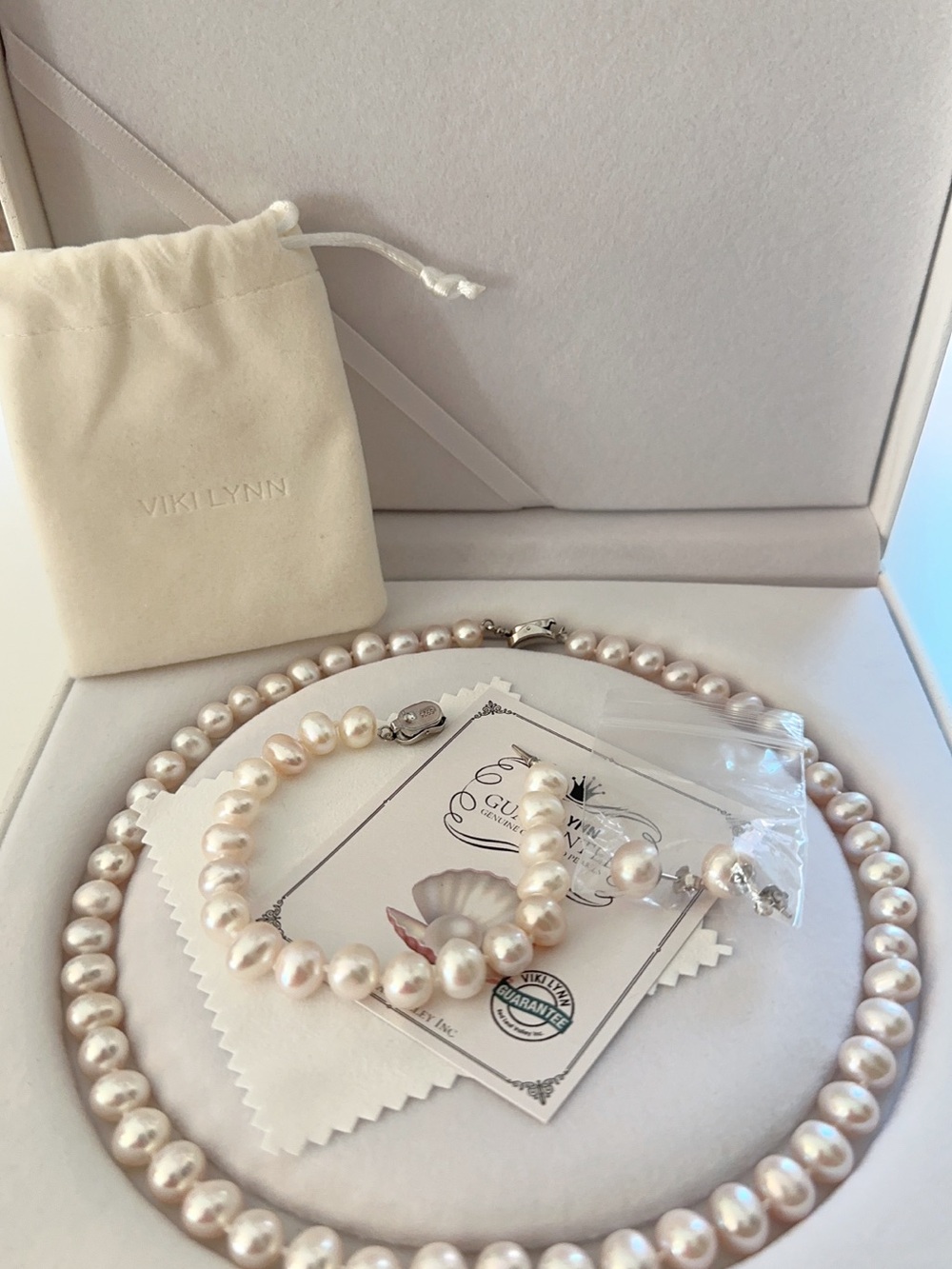 VIKI LYNN Pearl Necklace and Bracelet Set with Earrings. 925 stamped.